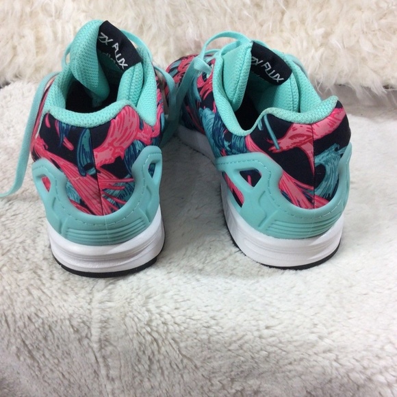 New Adidas  Navy Blue,Pink & Teal Shoes Sz 6.5 - Picture 8 of 8